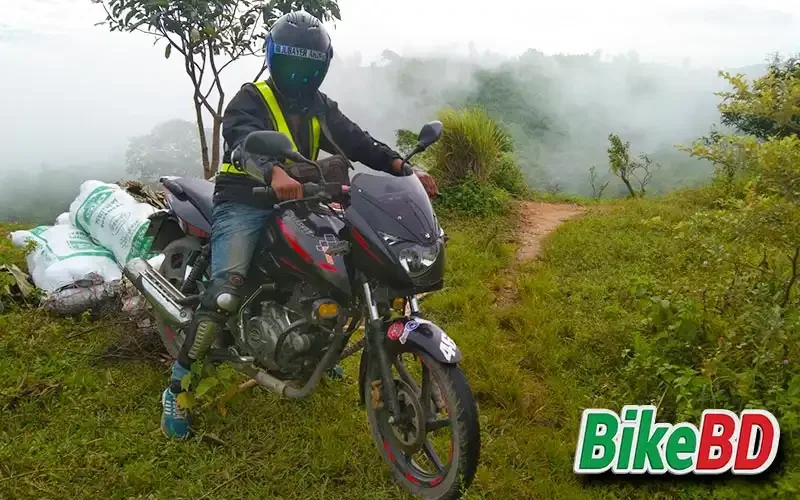 Bajaj Pulsar 150 2300 KM